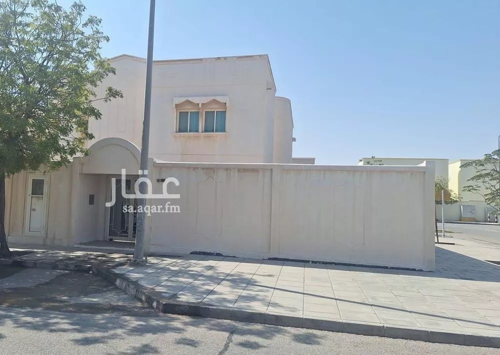 فيلا للبيع في شارع المبرز 12, مدينة مدينه الجبيل الصناعيه, المنطقة الشرقية 1 صورة