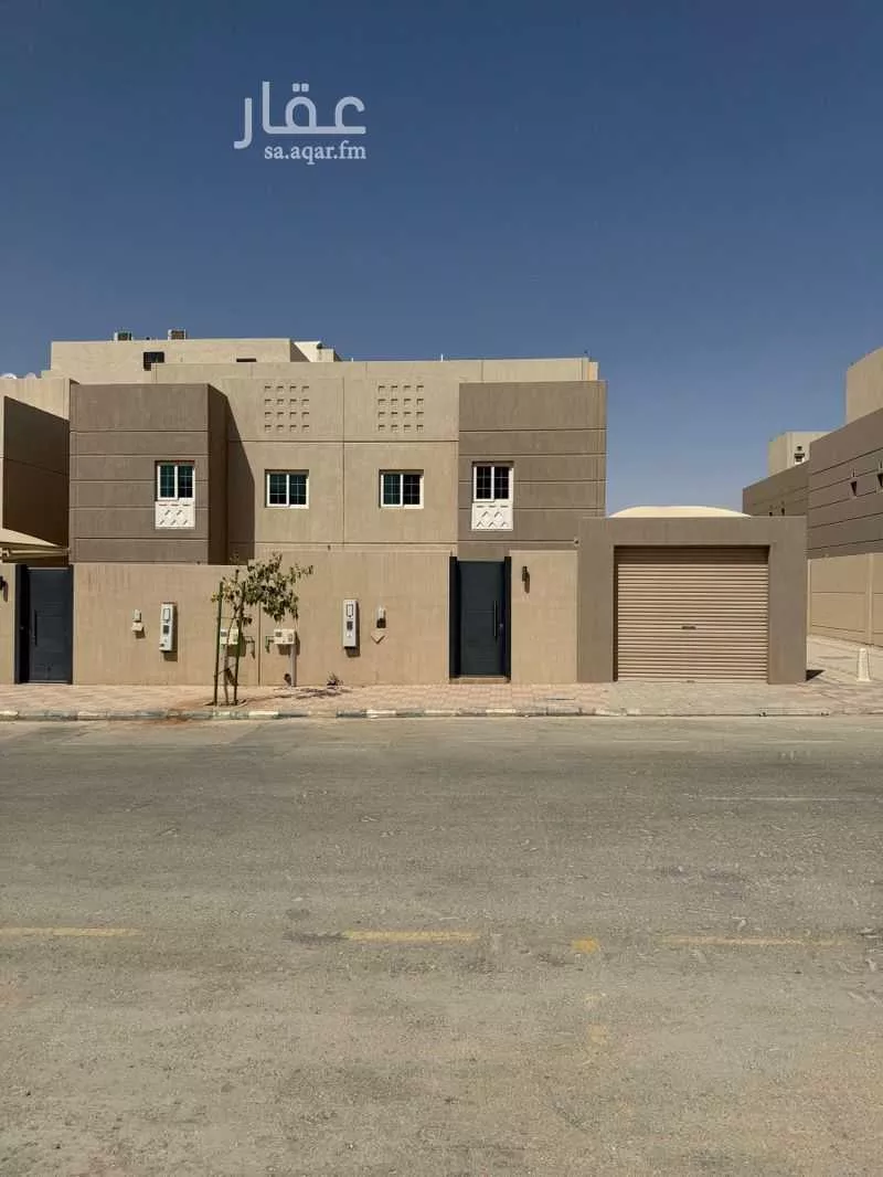 فيلا للإيجار في شارع عائشة الحريمية, حي مطار الملك خالد الدولي, مدينة الرياض, منطقة الرياض 1 صورة
