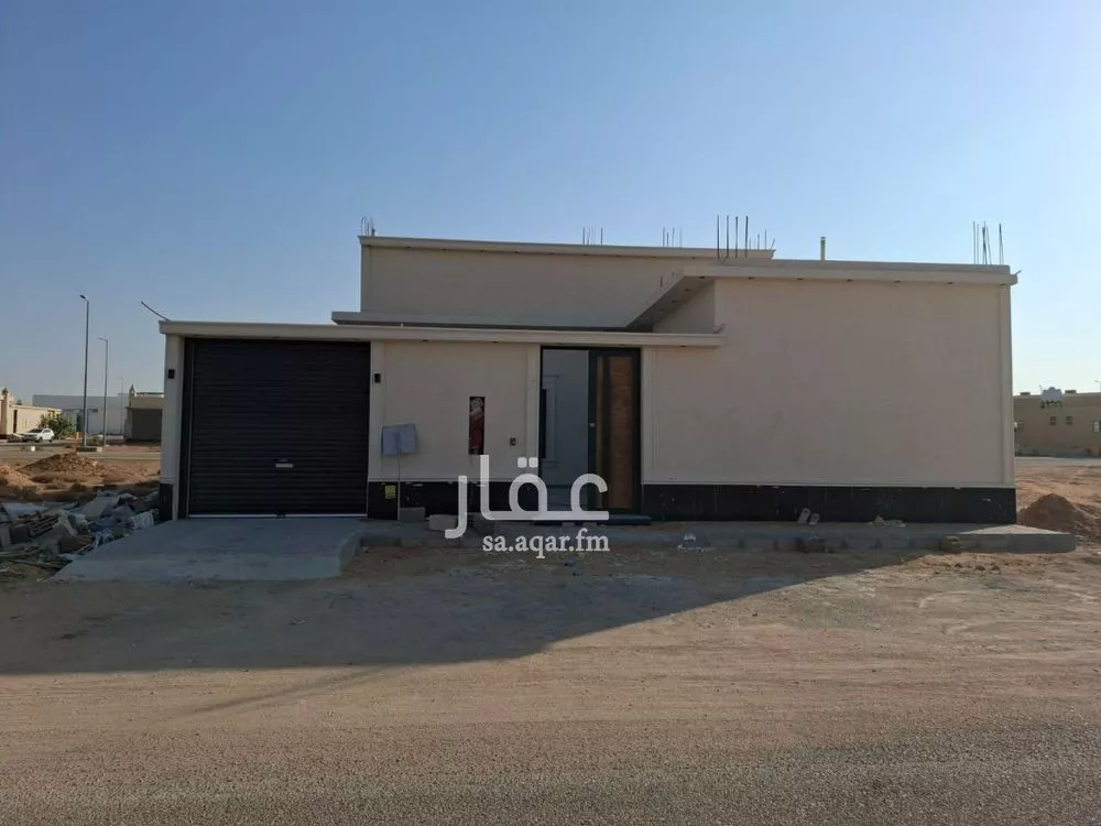 دور للبيع في شارع عامر ابن الجراح, حي الحزيمية, مدينة المزاحمية, منطقة الرياض 1 صورة