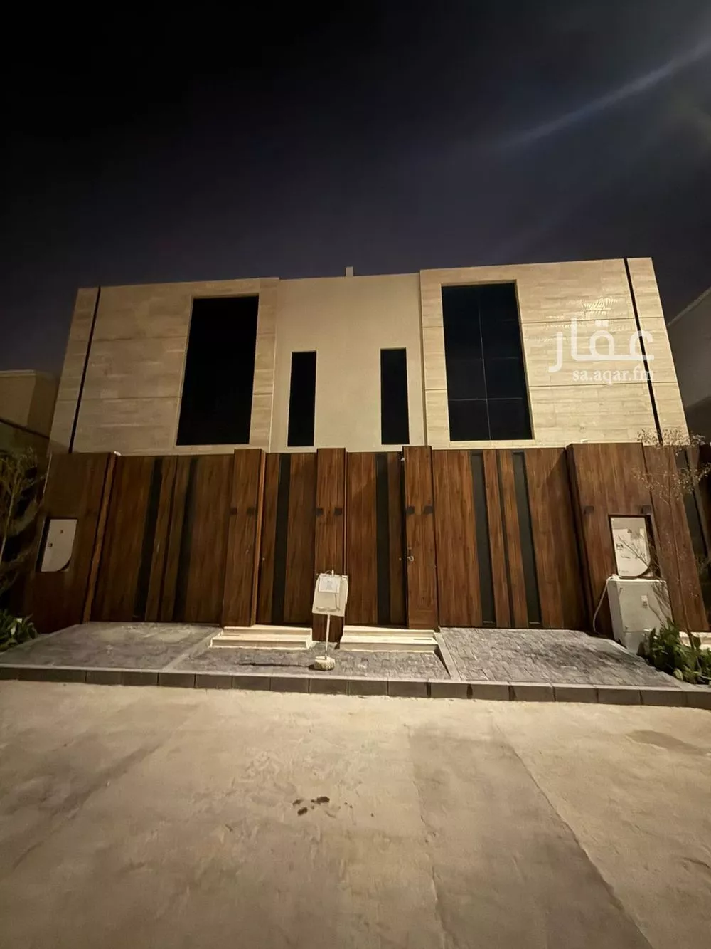 فيلا للبيع في شارع النقيل, حي المنار, مدينة الرياض, منطقة الرياض 1 صورة