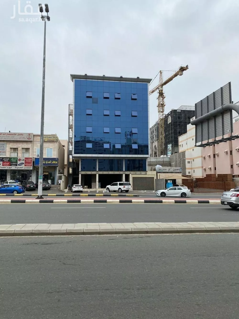 عمارة للبيع في شارع شارع الدكتور عبدالقادر كوشك, حي المحمدية, مدينة مكه المكرمه, منطقة مكة المكرمة 1 صورة