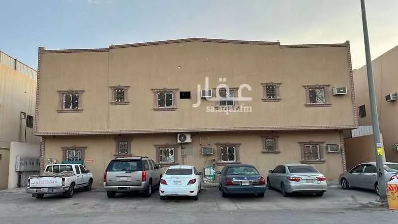 شقة للبيع في شارع أحمد بن طريف, حي عكاظ, مدينة الرياض, منطقة الرياض 1 صورة
