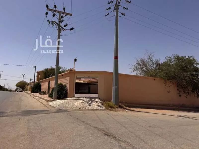 دور للبيع في شارع 5767786, حي العزيزية, مدينة المجمعة - تمير, منطقة الرياض 1 صورة
