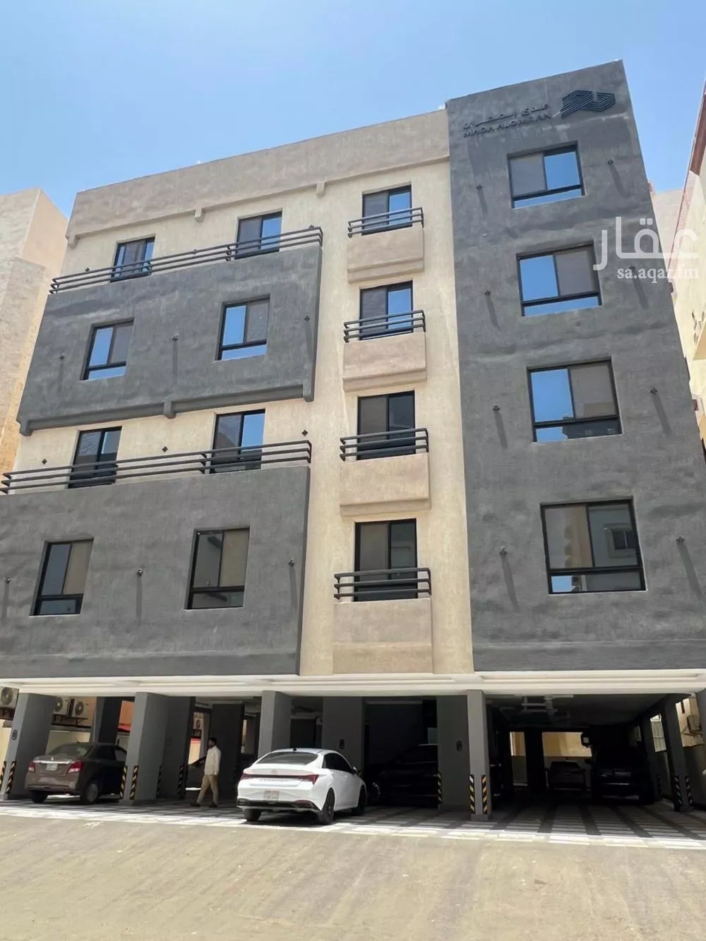 فيلا للبيع في شارع يوسف الحساني, حي الريان, مدينة جدة, منطقة مكة المكرمة 1 صورة