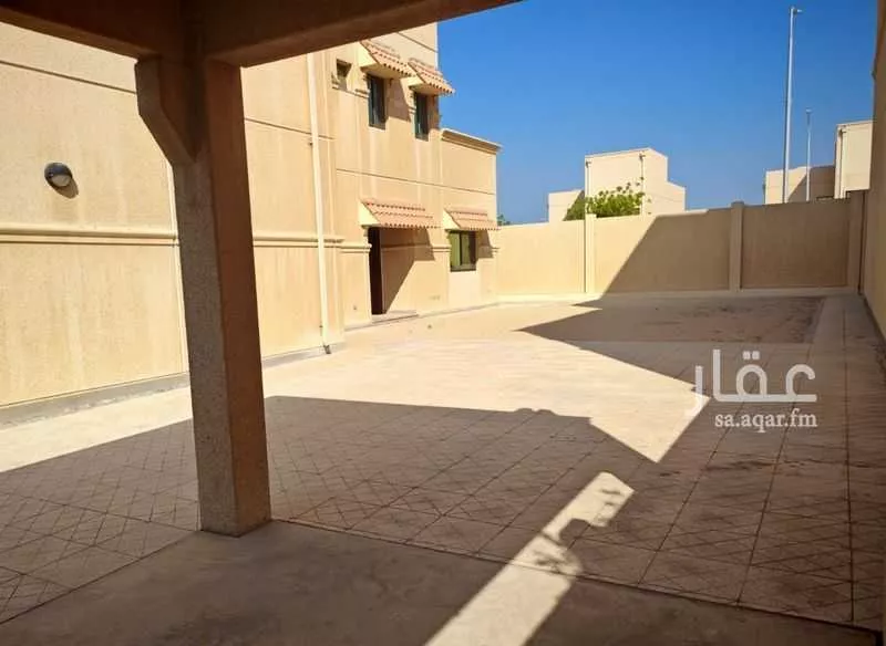 فيلا للبيع في شارع شارع المدينة 5, حي جلمودة, مدينة مدينه الجبيل الصناعيه, المنطقة الشرقية 1 صورة