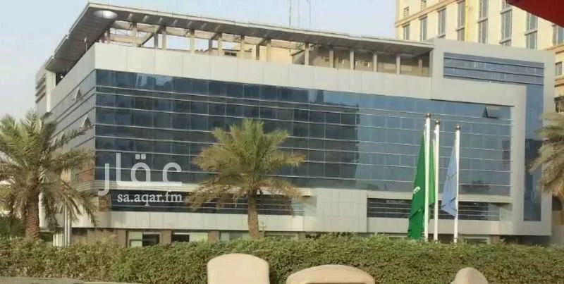 محل للإيجار في شارع الملك عبدالعزيز ابن عبدالرحمن سعود, حي الوزارات, مدينة الرياض, منطقة الرياض 1 صورة