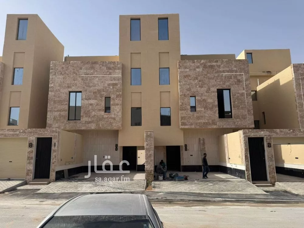 دور للبيع في شارع إسماعيل بن إبراهيم الربعي, حي طويق, مدينة الرياض, منطقة الرياض 1 صورة