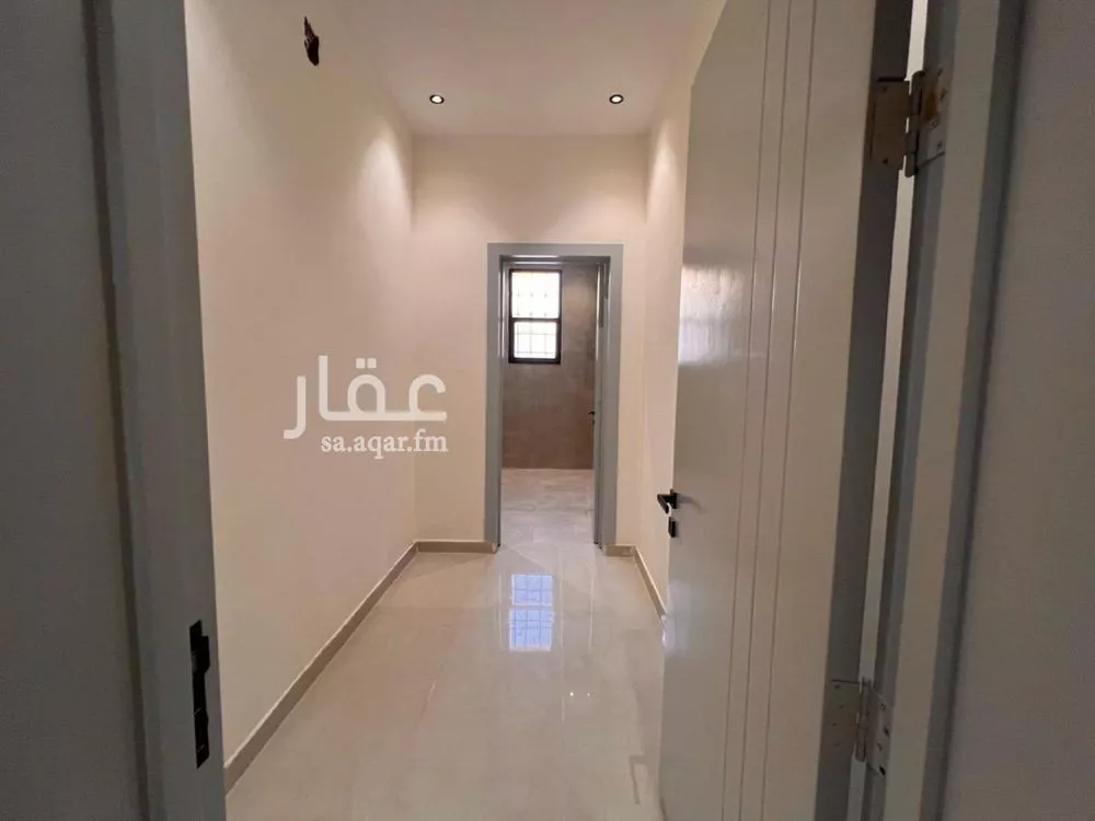 دور للبيع في حي الجنادرية, مدينة الرياض, منطقة الرياض 1 صورة