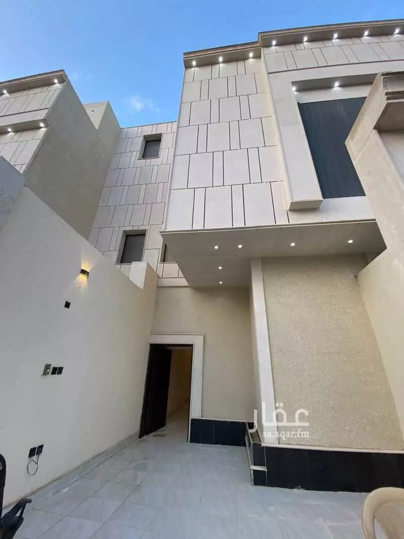 دور للبيع في شارع فرعي, حي الجنادرية, مدينة الرياض, منطقة الرياض 1 صورة