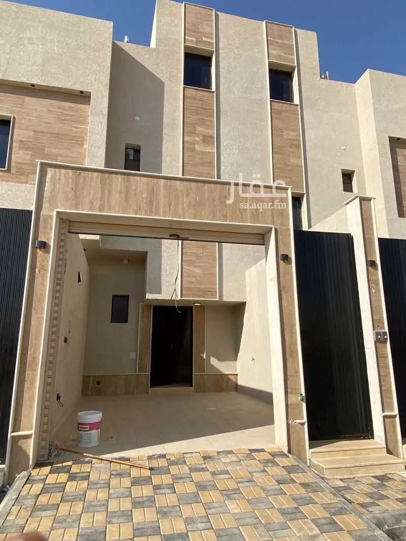دور للبيع في شارع الحواتم, حي ديراب, مدينة الرياض, منطقة الرياض 1 صورة