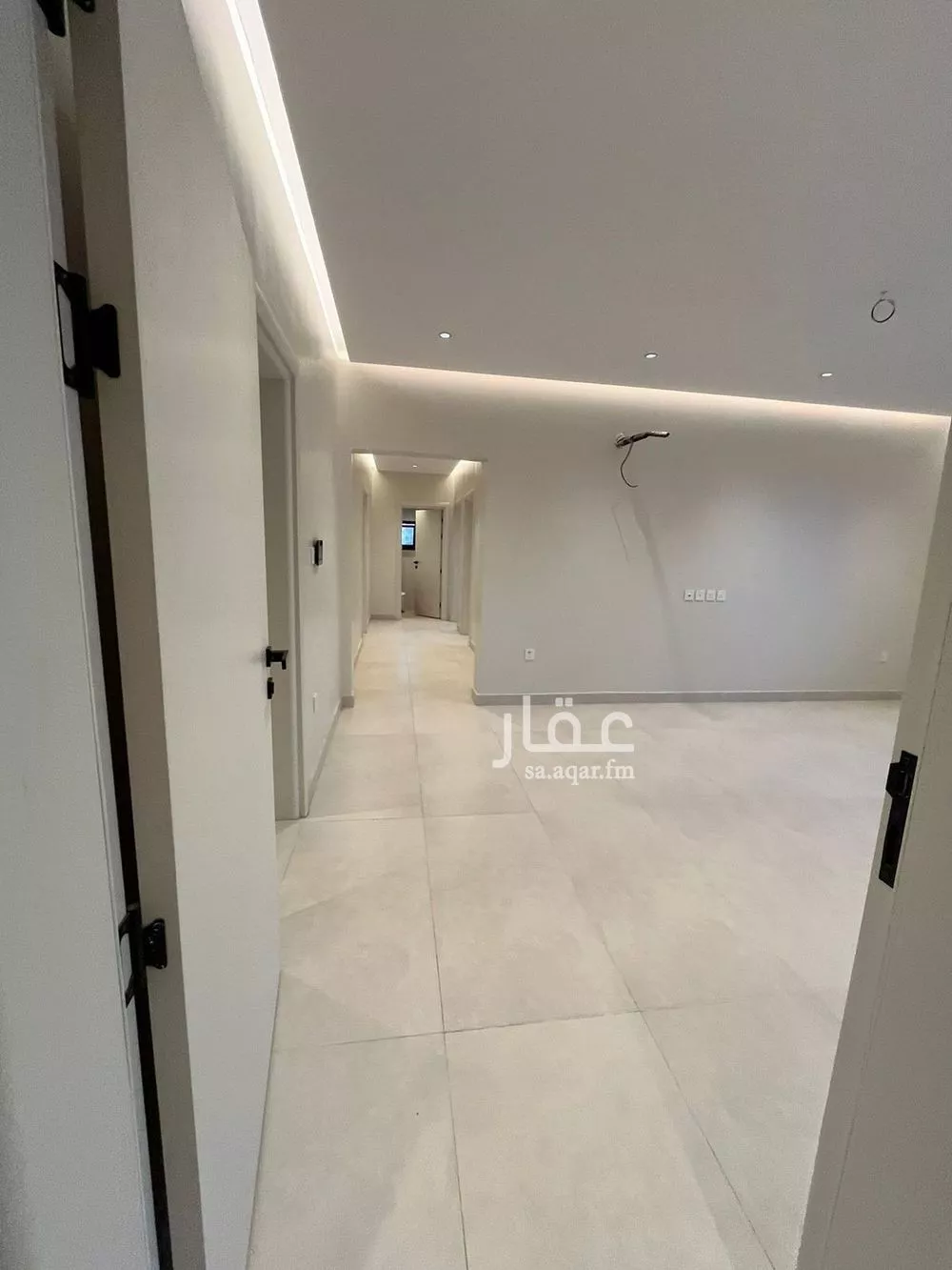 شقة للبيع في شارع العباس بن الاحنف, حي المبعوث, مدينة المدينه المنوره, منطقة المدينة المنورة 1 صورة