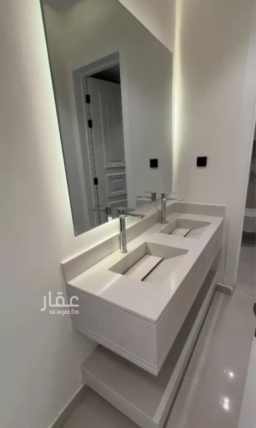 دور للبيع في شارع رقم 75, حي الجنادرية, مدينة الرياض, منطقة الرياض 1 صورة