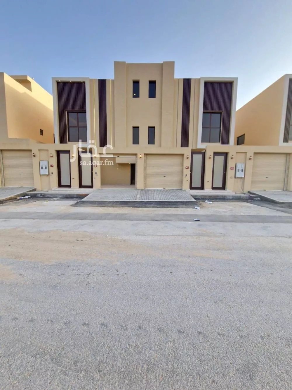 دور للبيع في شارع عبدالله بن أبي البركات, حي عكاظ, مدينة الرياض, منطقة الرياض 1 صورة