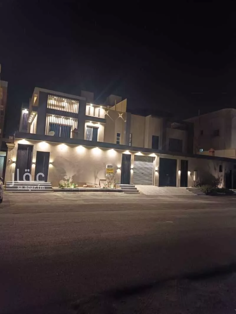 فيلا للبيع في شارع عبده محفوظ محمد عسيري ، حي المحالة ، لعصان ، منطقة عسير 1 صورة