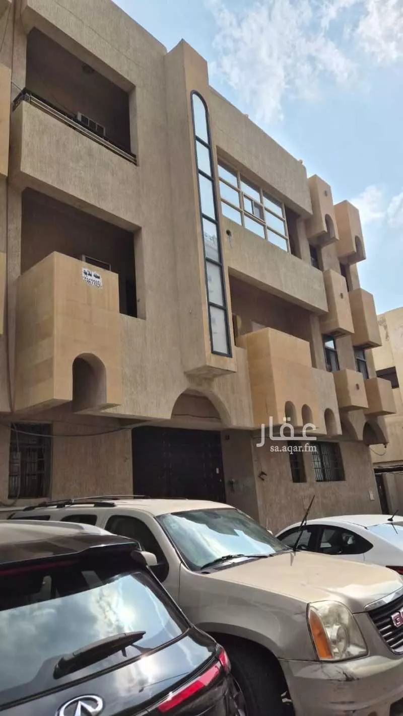 عمارة للبيع في شارع احمد بن شيخان, حي الروضة, مدينة جدة, منطقة مكة المكرمة 1 صورة