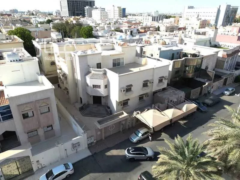 فيلا للبيع في شارع ثابت بن أبي زيد الأنصاري, حي المحمدية, مدينة جدة, منطقة مكة المكرمة 1 صورة