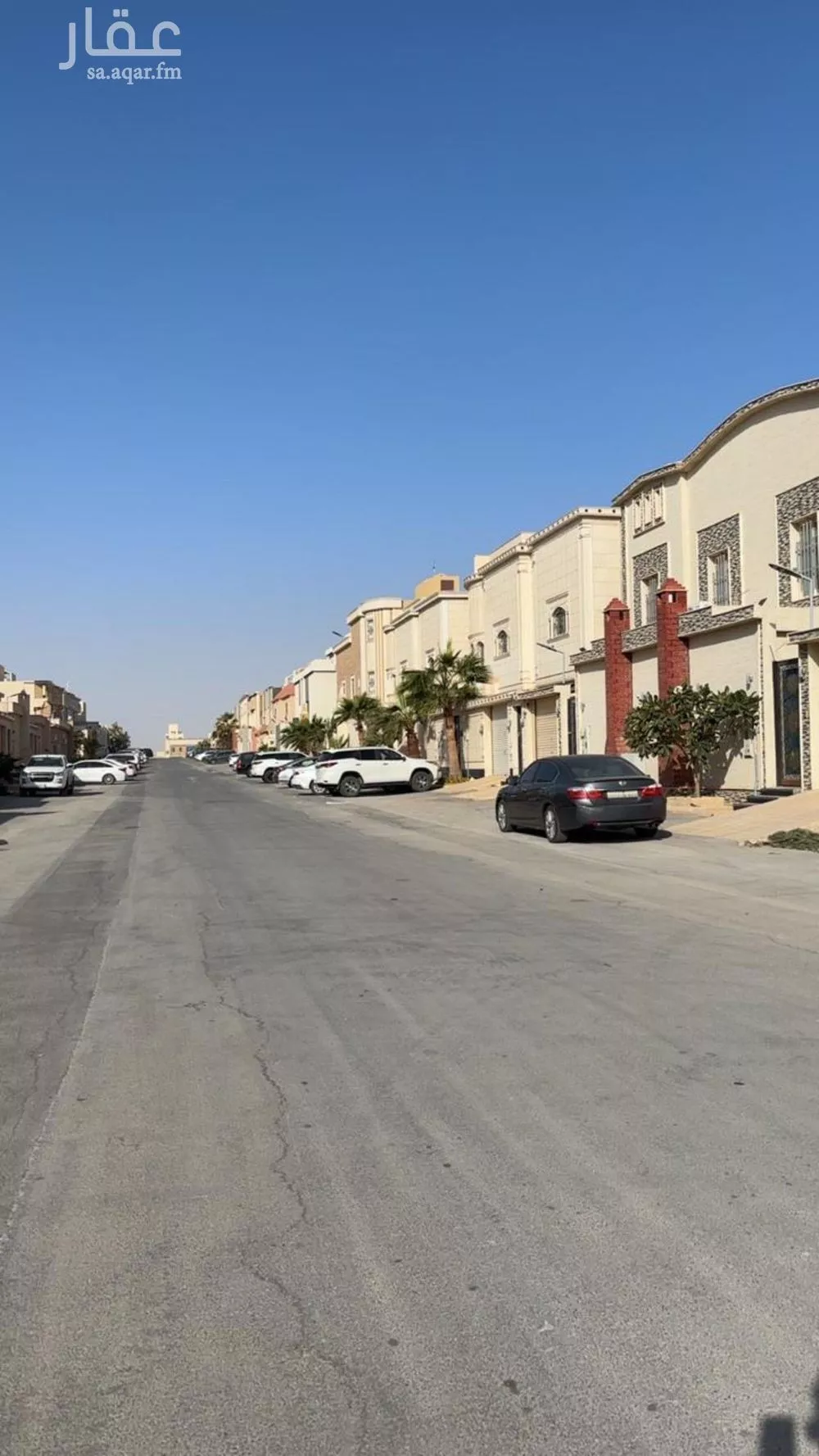 فيلا للبيع في شارع رقم 42, حي ظهرة لبن, مدينة الرياض, منطقة الرياض 1 صورة