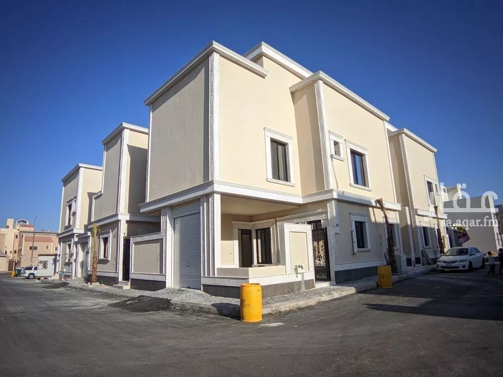 فيلا للبيع في شارع طريف, حي ظهرة لبن, مدينة الرياض, منطقة الرياض 1 صورة