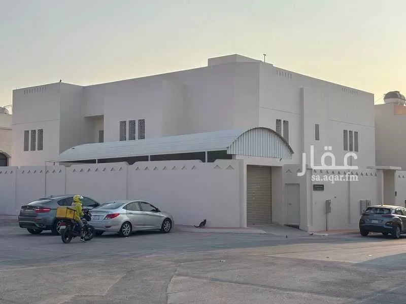 فيلا للإيجار في شارع منيفة, حي الورود, مدينة الرياض, منطقة الرياض 1 صورة