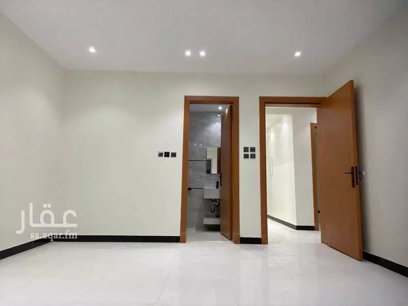 شقة للبيع في شارع ابن حميد ، حي العزيزية ، الرياض ، منطقة الرياض 1 صورة