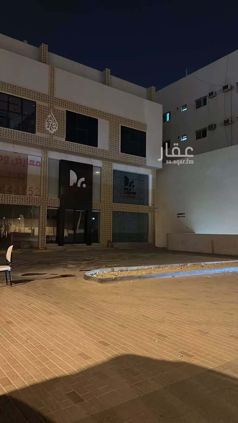 مكتب تجاري للإيجار في شارع العليا, حي الورود, مدينة الرياض, منطقة الرياض 1 صورة