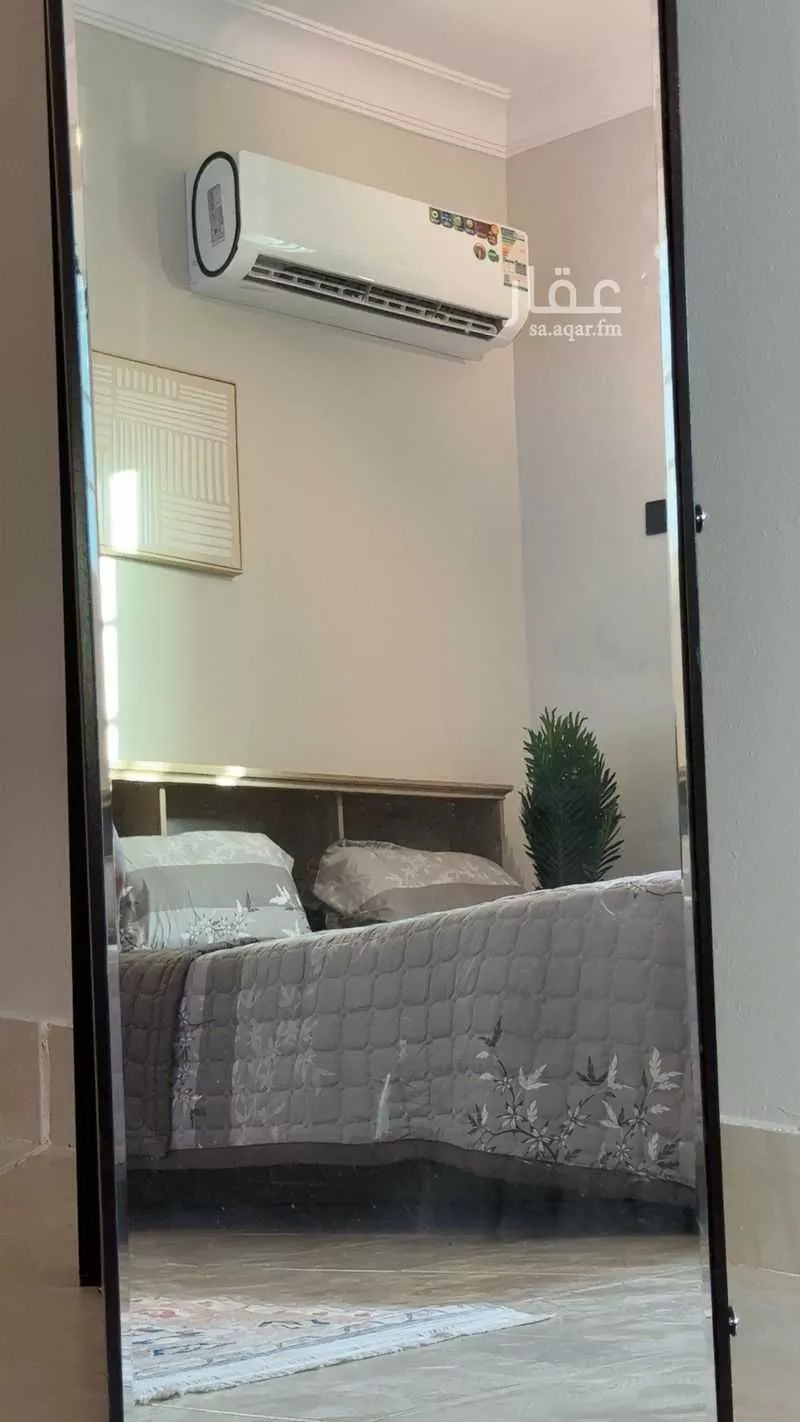 شقة مفروشة للحجز في شارع الأمير مقرن بن عبدالعزيز ، حي المغرزات ، الرياض ، منطقة الرياض 1 صورة