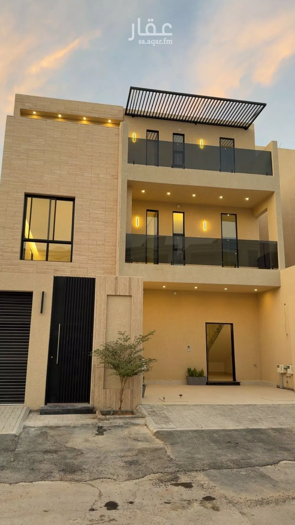 دور للبيع في شارع محسن باروم, حي العارض, مدينة الرياض, منطقة الرياض 1 صورة