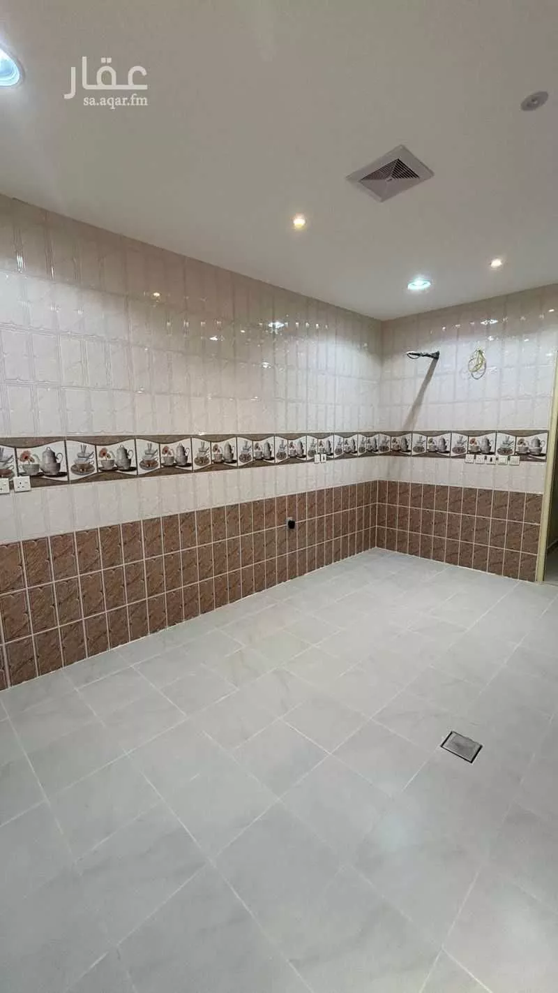 شقة للإيجار في شارع الرضوان ، حي العيون الجنوبية ، العيون ، الاحساء 1 صورة