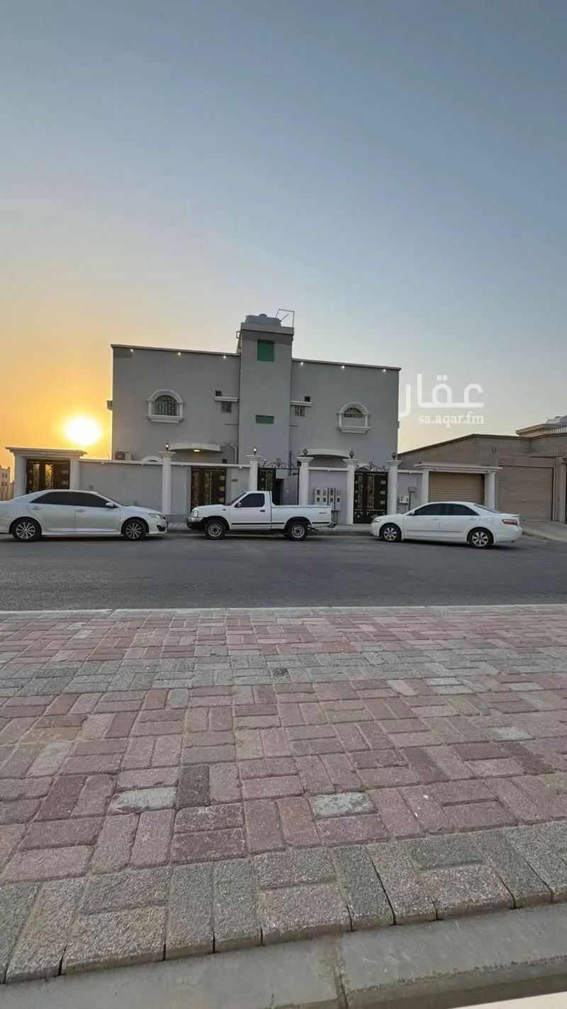 عمارة للبيع في شارع الملك عبدالله بن عبد العزيز ، حي الربيع ، النعيرية ، النعيرية 1 صورة