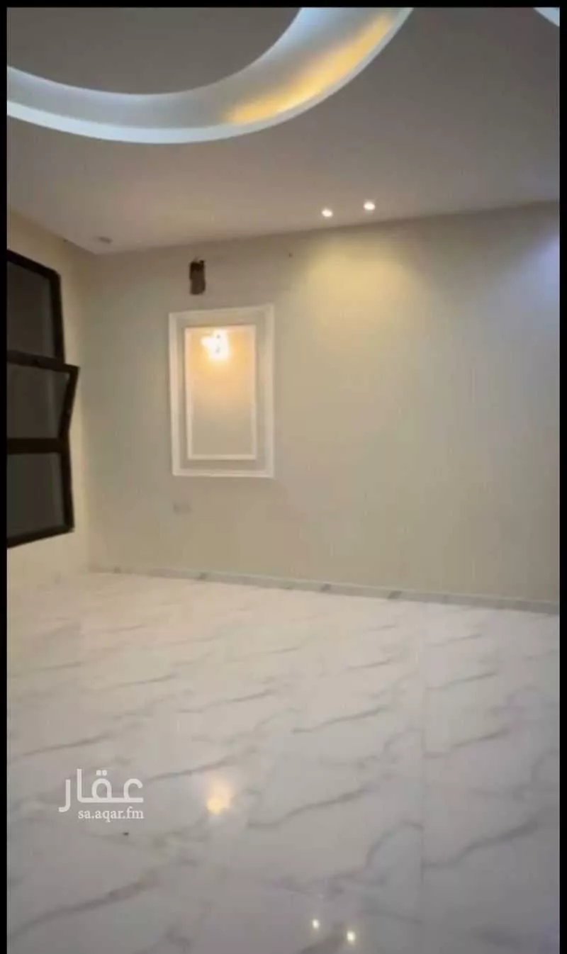 فيلا للبيع في شارع محمد المعافري, حي طويق, مدينة الرياض, منطقة الرياض 1 صورة