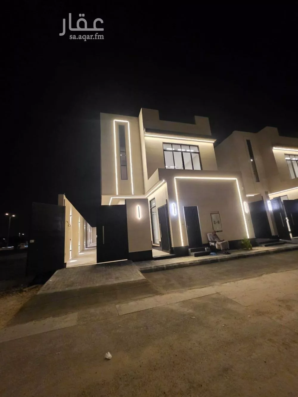 فيلا للبيع في شارع احمد بن سعيد ابن الهندي, حي العارض, مدينة الرياض, منطقة الرياض 1 صورة