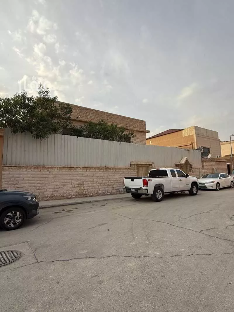 فيلا للبيع في شارع أبي العز الحبشي, حي العليا, مدينة الرياض, منطقة الرياض 1 صورة