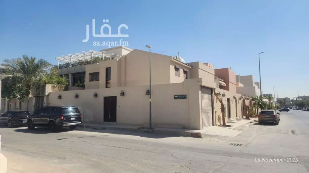 فيلا للبيع في شارع جعفر بن أبي طالب, حي السليمانية, مدينة الرياض, منطقة الرياض 1 صورة