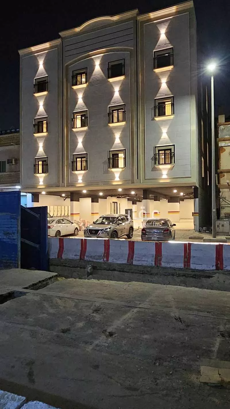 عمارة للبيع في شارع السابع والعشرون, حي الثقبة, مدينة الخبر, المنطقة الشرقية 1 صورة