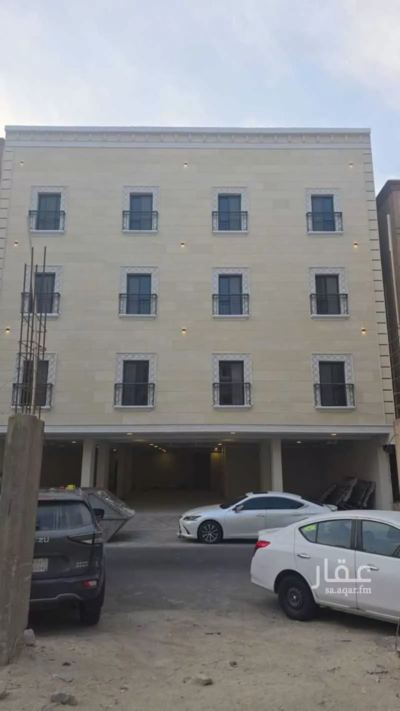 عمارة للبيع في شارع الامير عبدالرحمن ابن عبدالعزيز, حي مدينة العمال, مدينة الخبر, المنطقة الشرقية 1 صورة