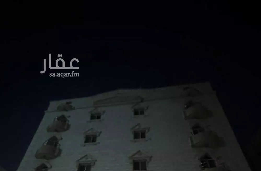عمارة للبيع في شارع الحنفي, حي الروضة, مدينة جدة, منطقة مكة المكرمة 1 صورة