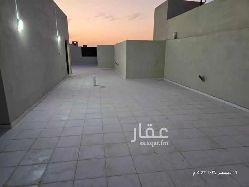 فيلا للبيع في شارع قيس ابن غنيم, حي الاناهي, مدينة المدينة المنورة, منطقة المدينة المنورة 1 صورة