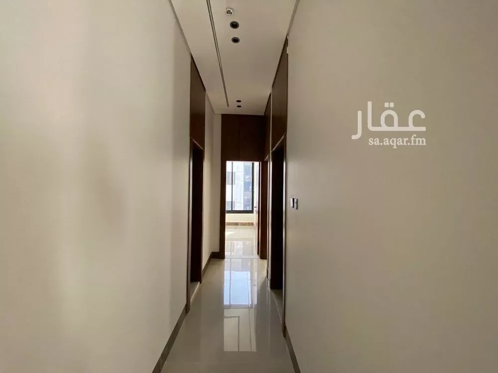 شقة للبيع في شارع جعفر بن محمد الهاشمي, حي المهدية, مدينة الرياض, منطقة الرياض 1 صورة