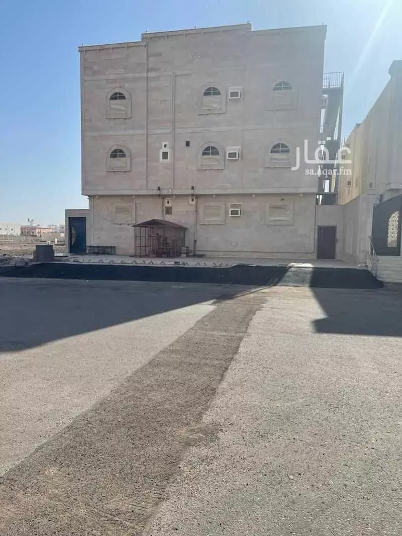عمارة للإيجار في حي شوران, مدينة المدينه المنوره, منطقة المدينة المنورة 1 صورة