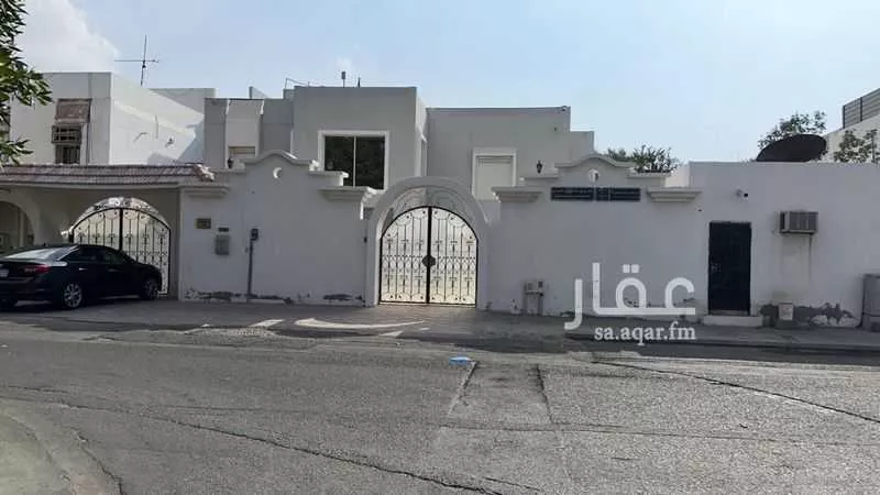 فيلا للبيع في شارع نور الدين بن الصباغ, حي الأمير فواز الجنوبى, مدينة جدة, منطقة مكة المكرمة 1 صورة