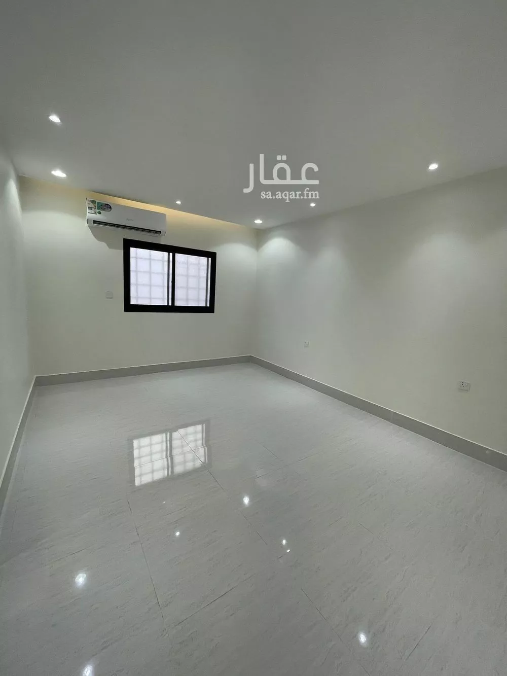 شقة للإيجار في شارع الشيخ حسن بن حسين بن علي, حي إشبيلية, مدينة الرياض, منطقة الرياض 1 صورة