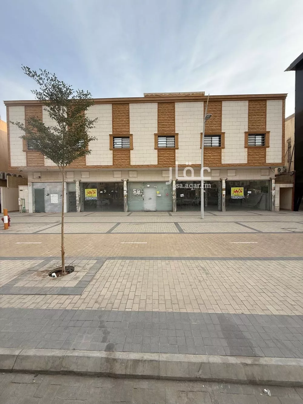 محل للإيجار في شارع الشيخ حسن بن حسين بن علي, حي إشبيلية, مدينة الرياض, منطقة الرياض 1 صورة