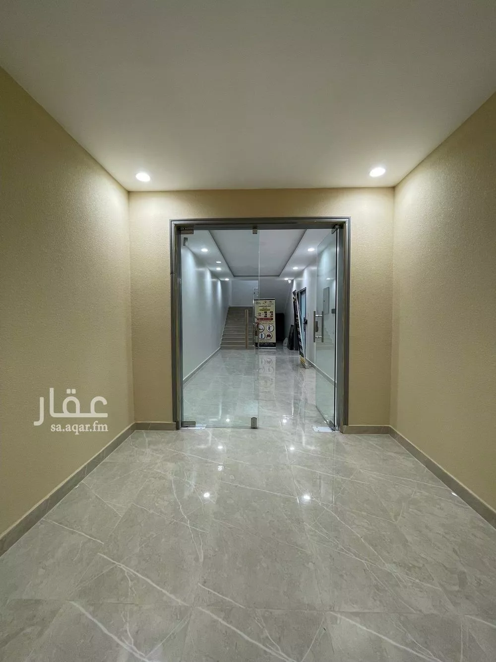 مكتب تجاري للإيجار في شارع عبدالله بن سعود بن عبدالعزيز الفرعى, حي إشبيلية, مدينة الرياض, منطقة الرياض 1 صورة