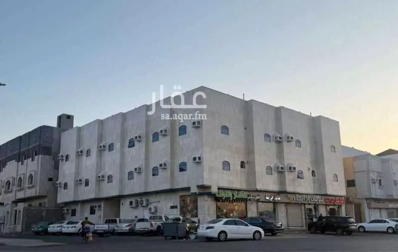 عمارة للبيع في شارع معاذ بن الحارث الخزرجى, حي أبوبريقاء, مدينة المدينة المنورة, منطقة المدينة المنورة 1 صورة