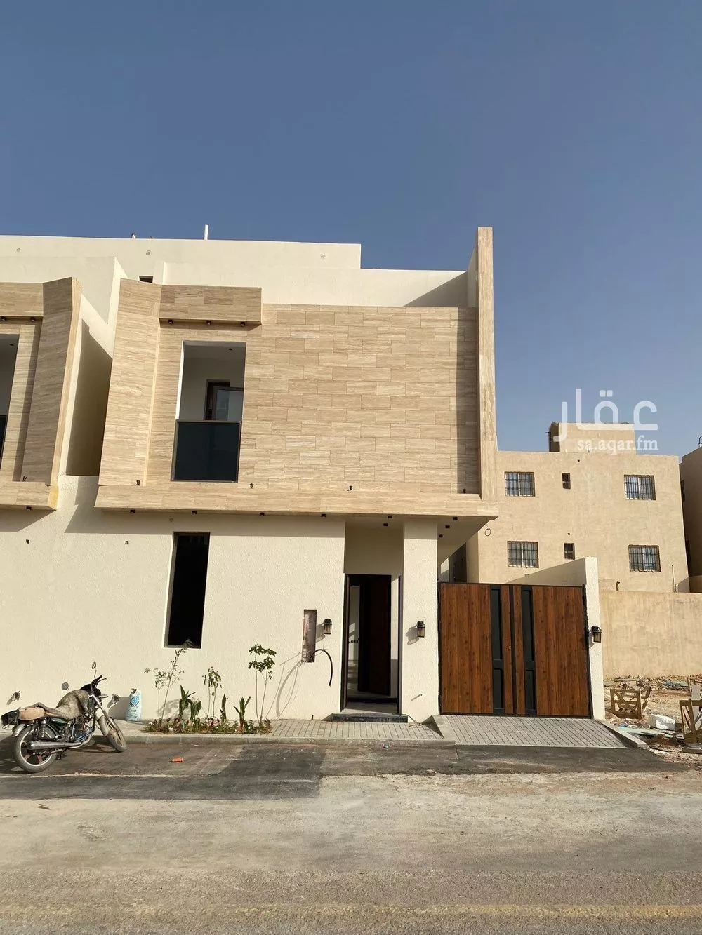 فيلا للبيع في شارع عبداللطيف بن المبارك, حي المهدية, مدينة الرياض, منطقة الرياض 1 صورة