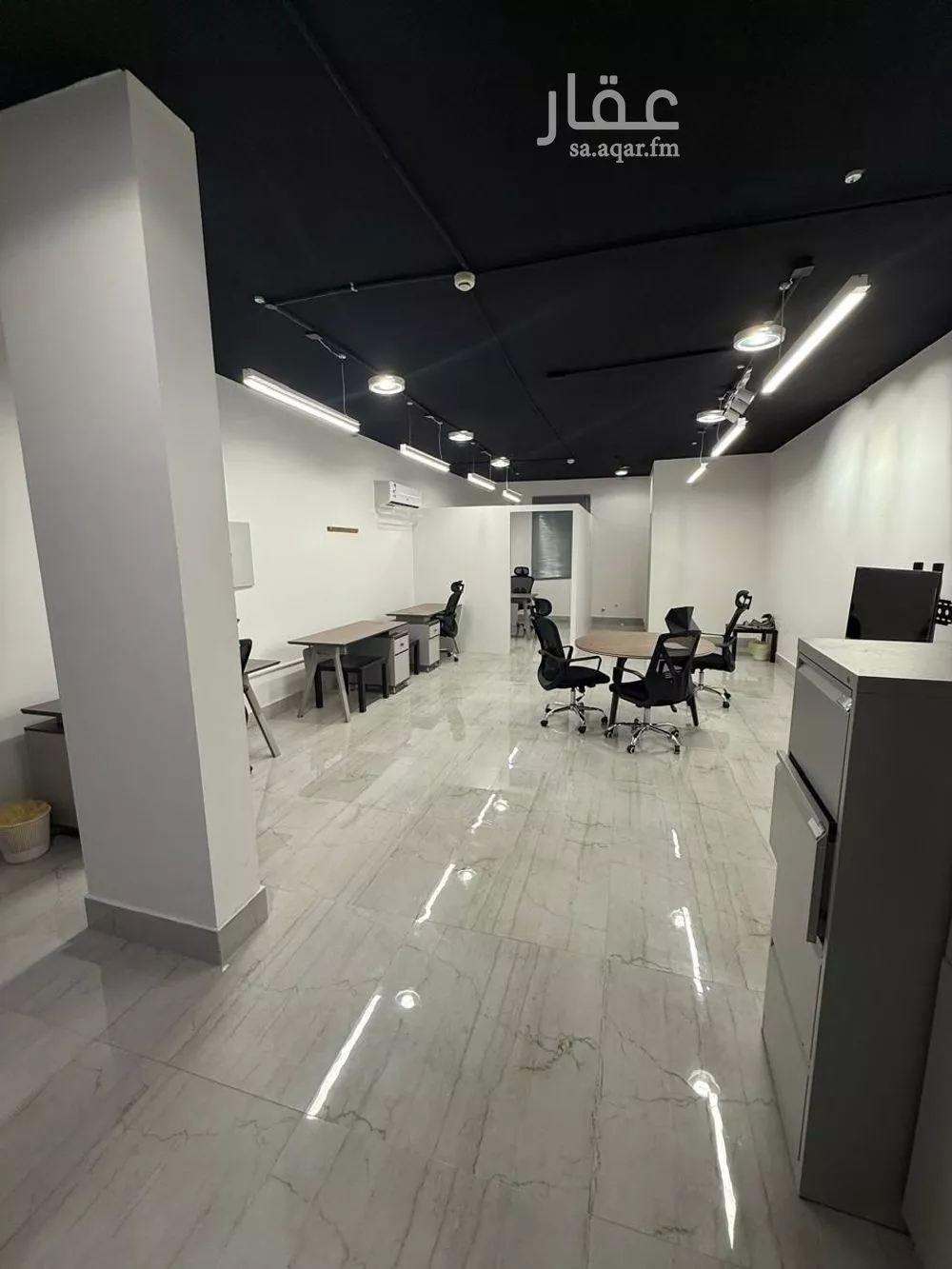 مكتب تجاري للإيجار في شارع الثمامه, حي المونسية, مدينة الرياض, منطقة الرياض 1 صورة