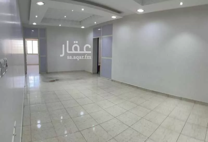 مكتب تجاري للإيجار في شارع خريص, حي الندوة, مدينة الرياض, منطقة الرياض 1 صورة