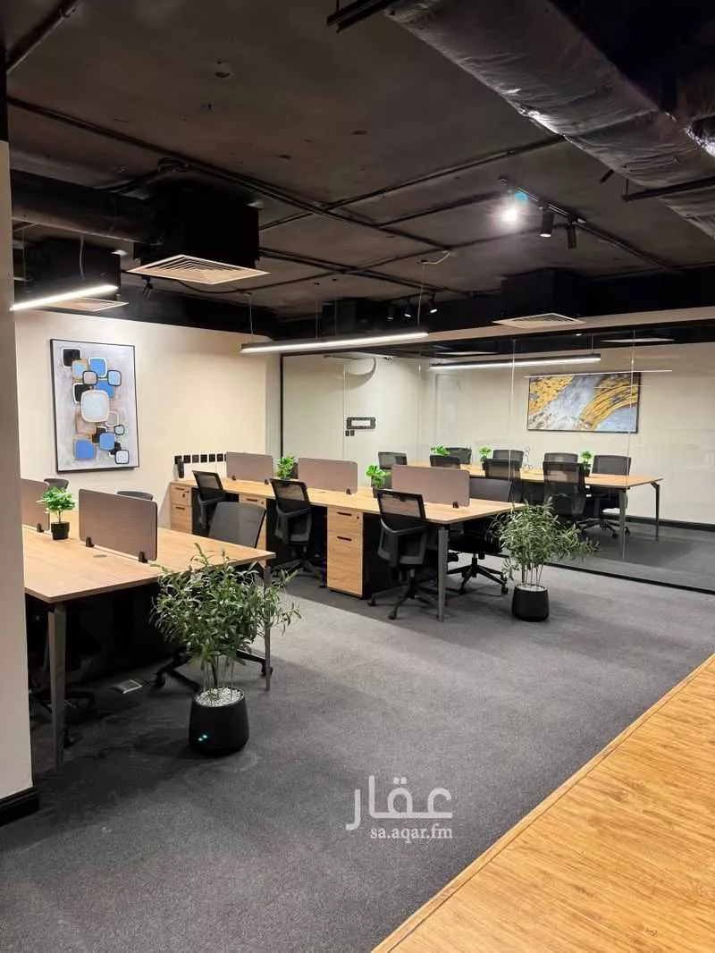 مكتب تجاري للإيجار في شارع الأمير محمد بن عبدالعزيز, حي العليا, مدينة الرياض, منطقة الرياض 1 صورة