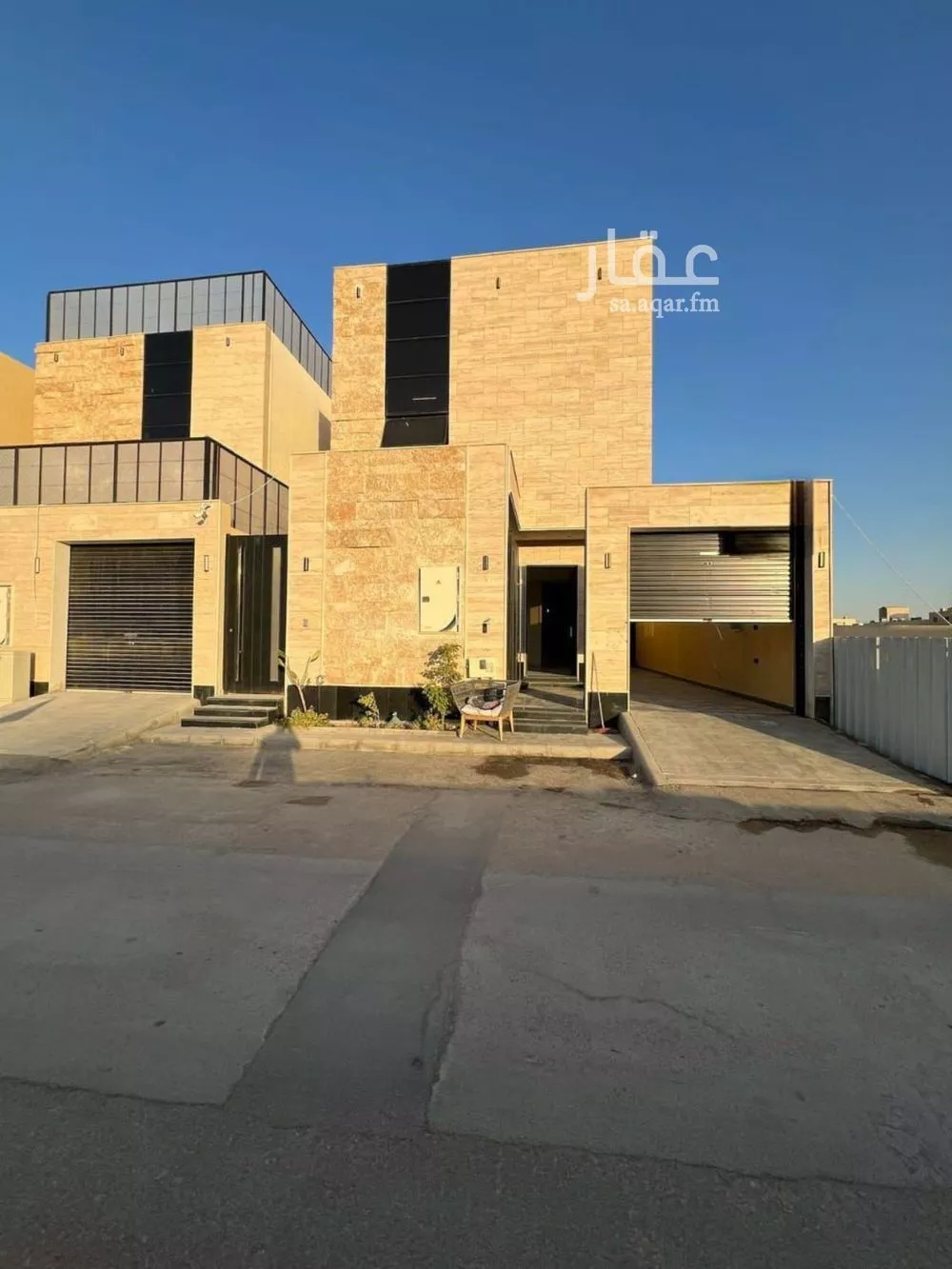 فيلا للبيع في شارع أحمد الأهواني, حي العوالي, مدينة الرياض, منطقة الرياض 1 صورة