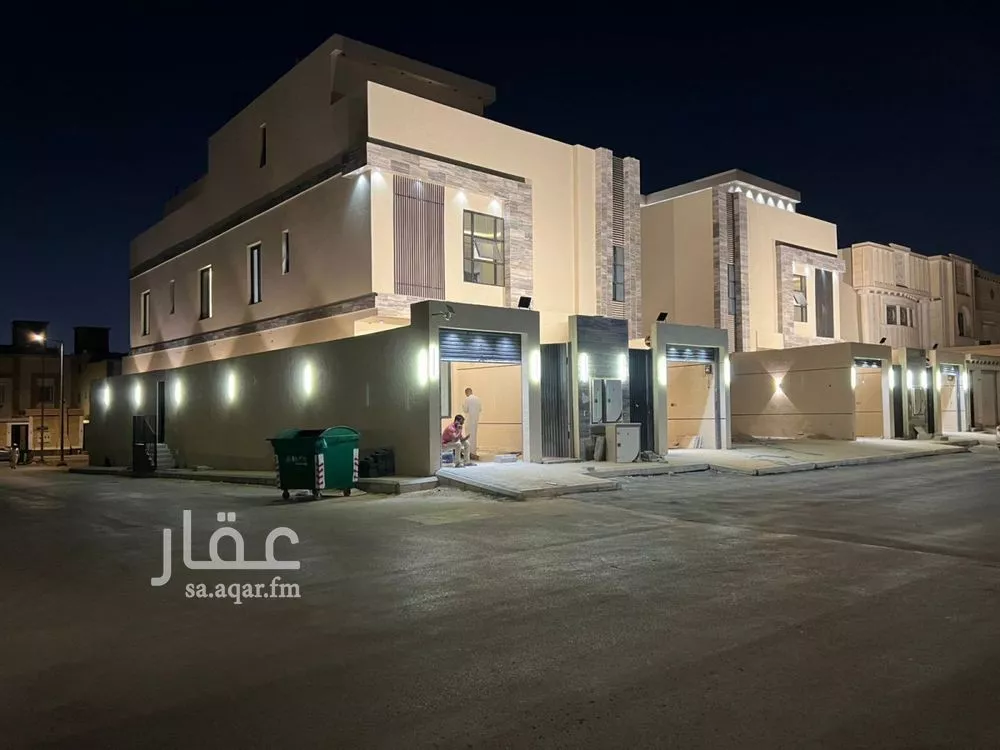 دور للبيع في شارع الصدق, حي العوالي, مدينة الرياض, منطقة الرياض 1 صورة